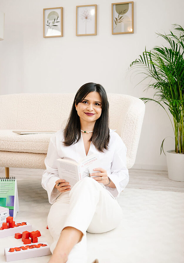 alexandra ivana - psihoterapeut